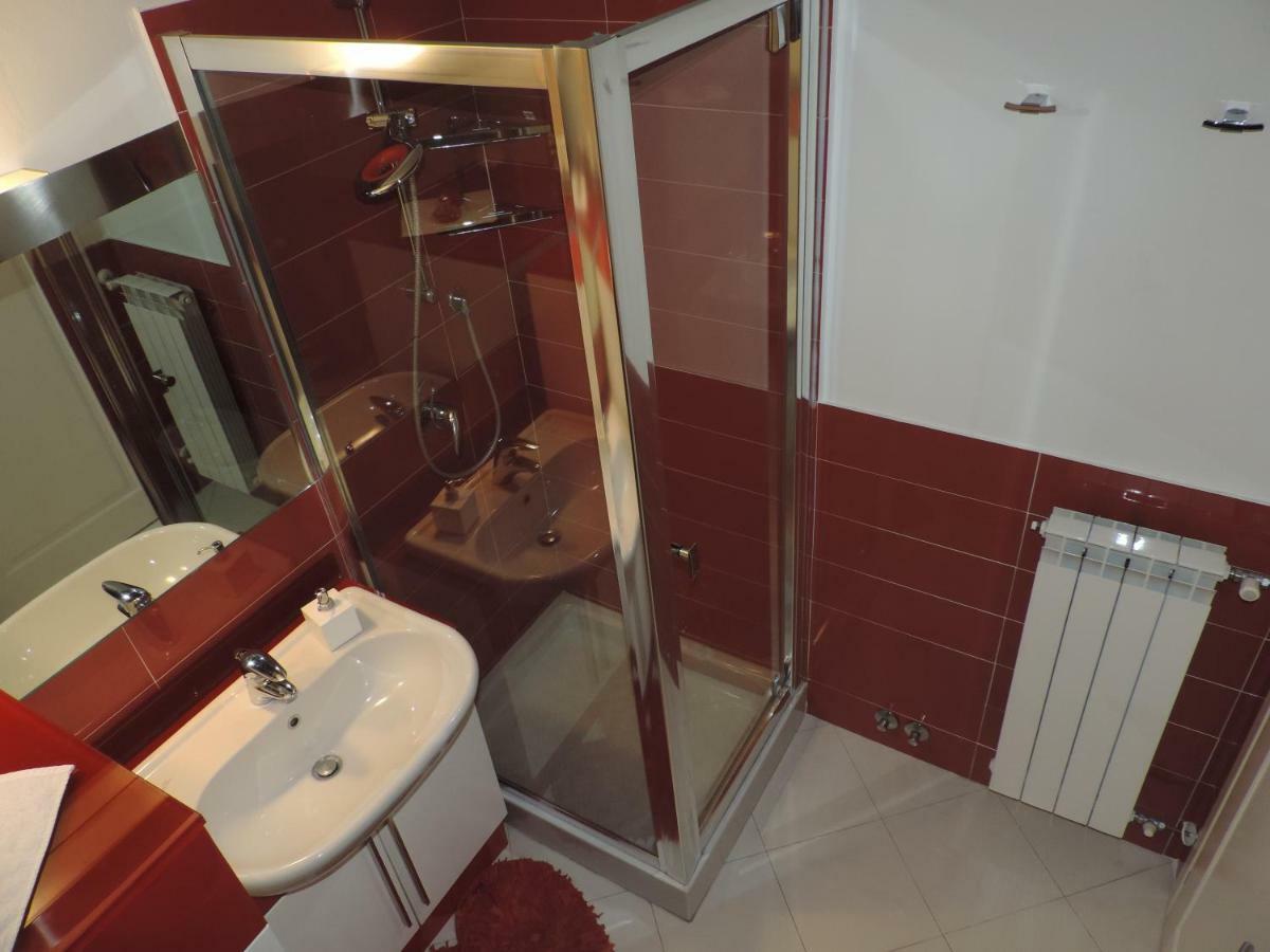 Feeling At Home - Varese Apartment Dış mekan fotoğraf
