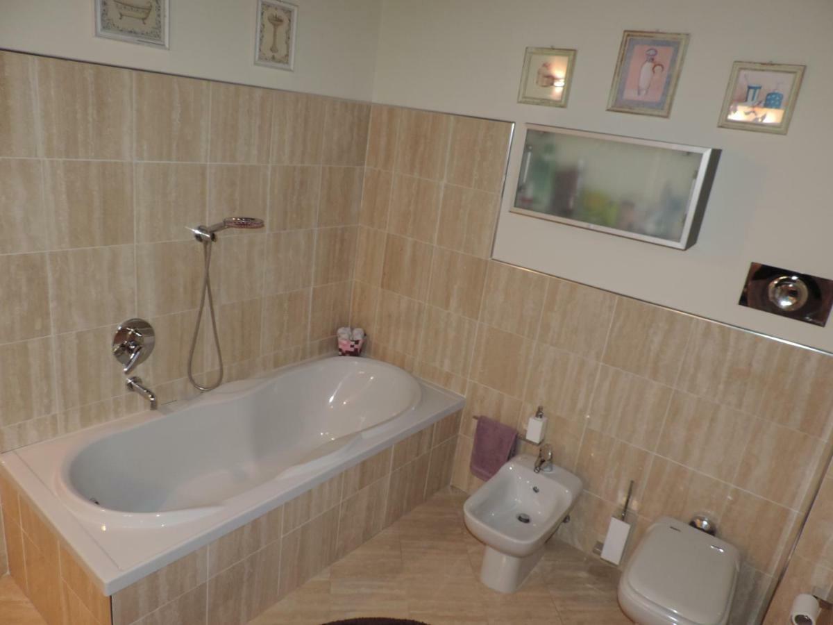 Feeling At Home - Varese Apartment Dış mekan fotoğraf
